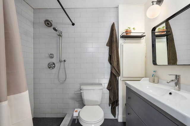223 E Silsby St, Springfield, MO 65807 - bathroom featuring tiled shower and vanity