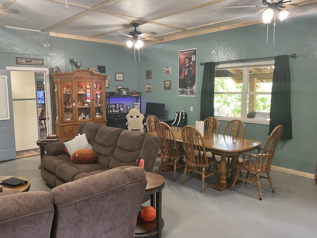 4811 State Route Cc, West Plains, MO 65775 - living area with a ceiling fan and concrete floors