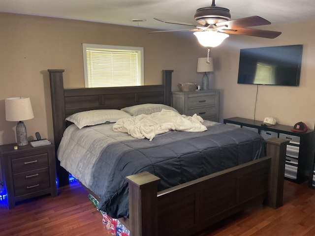 4811 State Route Cc, West Plains, MO 65775 - bedroom featuring wood finished floors and ceiling fan