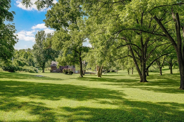 623 E Weaver Rd, Springfield, MO 65810 - view of community featuring a lawn