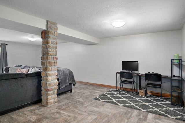 623 E Weaver Rd, Springfield, MO 65810 - office area with baseboards