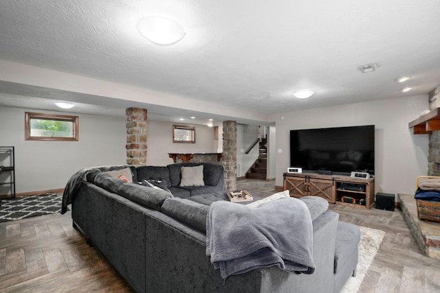 623 E Weaver Rd, Springfield, MO 65810 - living area featuring stairs and baseboards