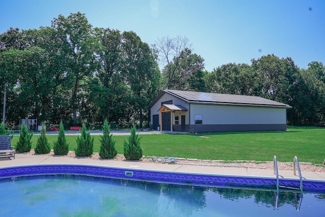 258 State Highway 32, Buffalo, MO 65622 - swimming pool featuring a lawn