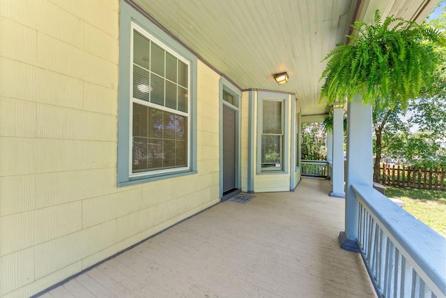 1201 N Broadway Ave, Springfield, MO 65802 - view of porch