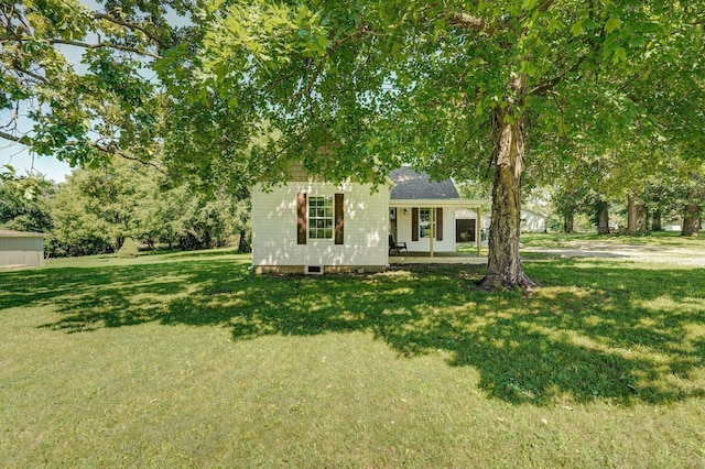 114 N Hobbs St, Miller, MO 65707 - view of front of house with a front yard