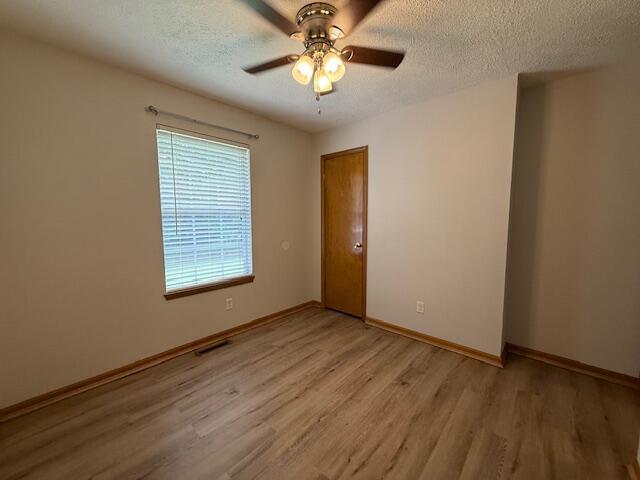 310 Mulling Dr, Highlandville, MO 65669 - photo 27