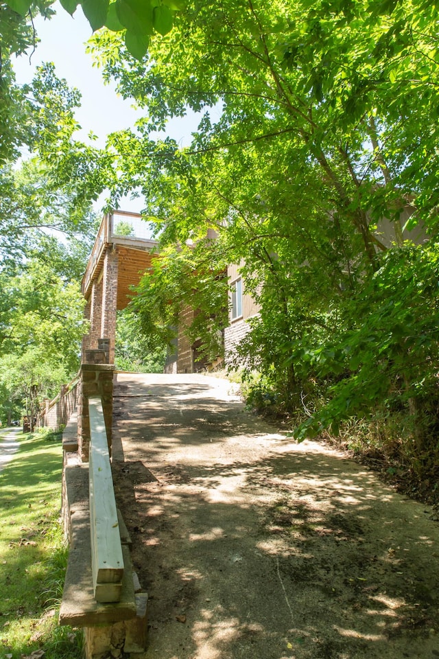 23 Sweetwater Ln, Buffalo, MO 65622 - view of side of home with brick siding