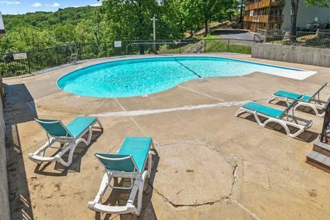 388 Notch Ln Bldg 5 Unit B, Branson West, MO 65737 - community pool featuring a patio