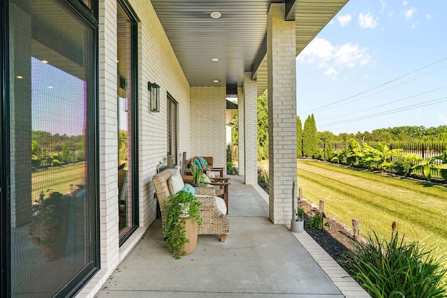 3972 E Dunrobin Dr, Springfield, MO 65809 - covered porch with a yard
