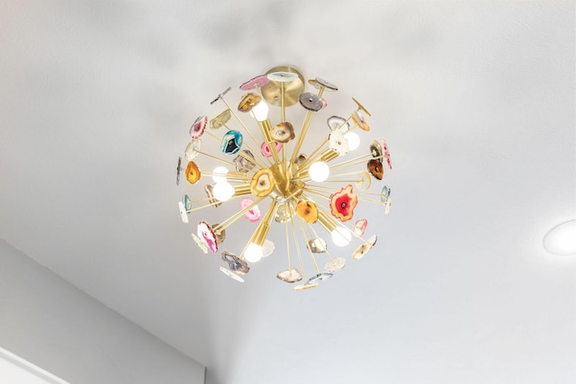 3972 E Dunrobin Dr, Springfield, MO 65809 - detailed view of a chandelier