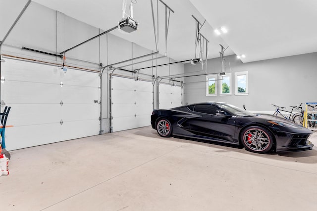3972 E Dunrobin Dr, Springfield, MO 65809 - garage with a garage door opener