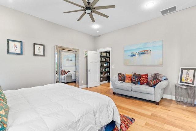 3972 E Dunrobin Dr, Springfield, MO 65809 - bedroom featuring wood finished floors, recessed lighting, and ceiling fan