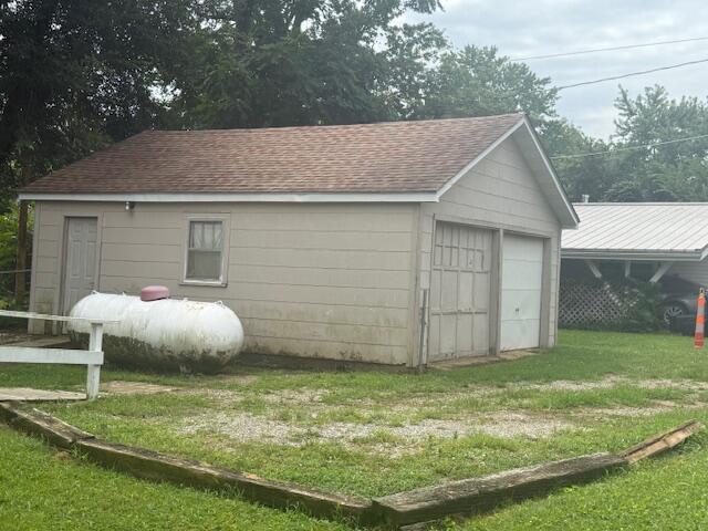714 W Leyda Ave, West Plains, MO 65775 - view of detached garage