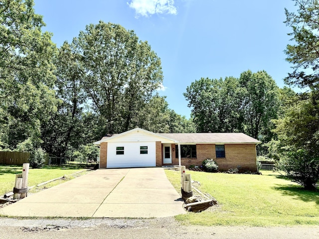 104 Castle Hill Dr, Mountain Home, AR 72653 - photo 1