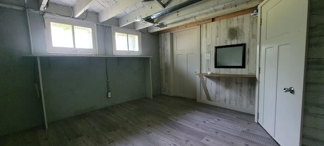 1305 S Kimbrough Ave, Springfield, MO 65807 - below grade area featuring wood finished floors