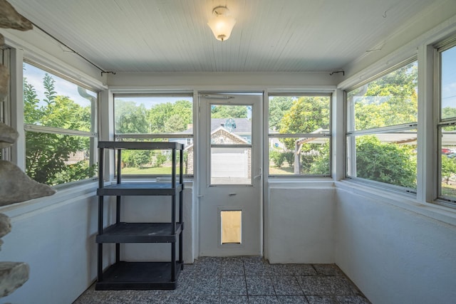 400 S Jefferson St, Neosho, MO 64850 - unfurnished sunroom with plenty of natural light