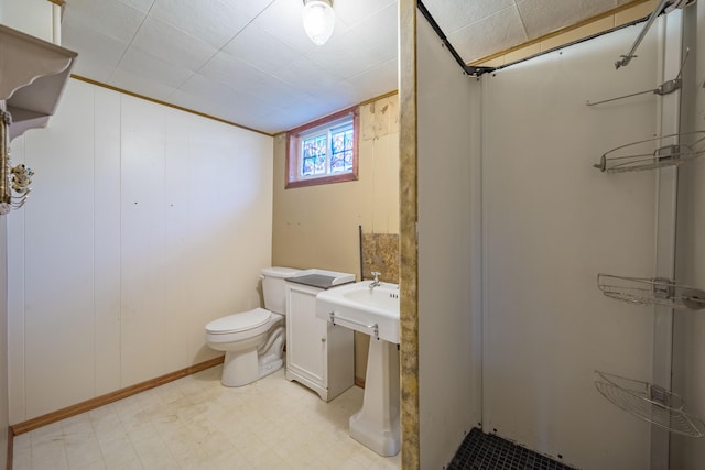 400 S Jefferson St, Neosho, MO 64850 - bathroom with tile patterned floors and a shower