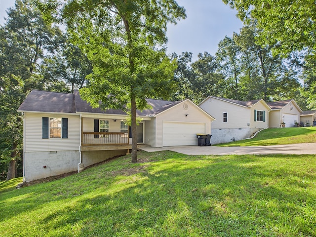 1007 S Walnut St, Harrison, AR 72601 - single story home with driveway, a garage, a front yard, and a porch