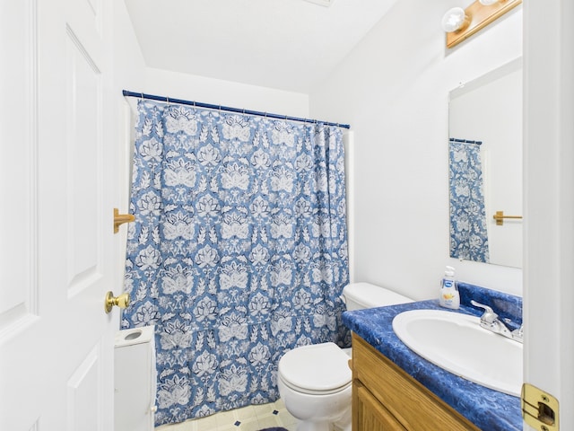 1007 S Walnut St, Harrison, AR 72601 - full bathroom featuring vanity and curtained shower