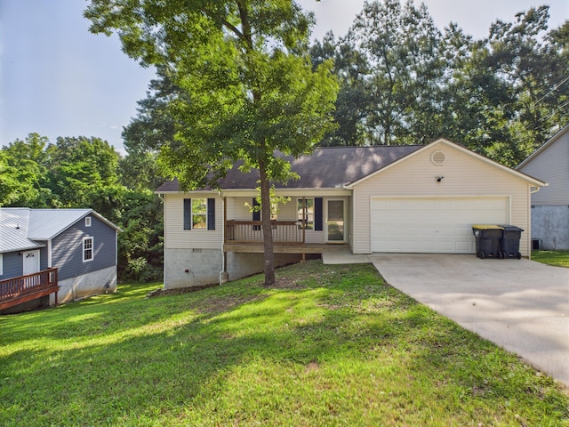 1007 S Walnut St, Harrison, AR 72601 - single story home with an attached garage, driveway, crawl space, a front lawn, and a shingled roof