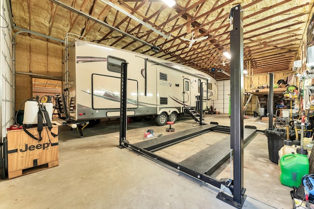 104 Wabash Ln, Branson, MO 65616 - view of garage