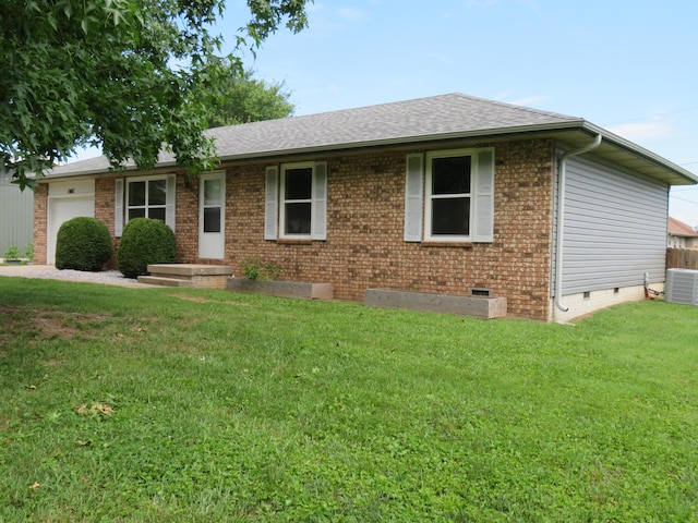 1007 E Parkview St, Ozark, MO 65721 - ranch-style home with crawl space, roof with shingles, a front yard, an attached garage, and brick siding