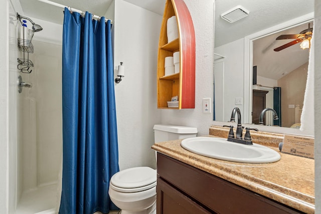 440 Fall Creek Dr Unit 7, Branson, MO 65616 - bathroom with a ceiling fan, vanity, and a shower with curtain
