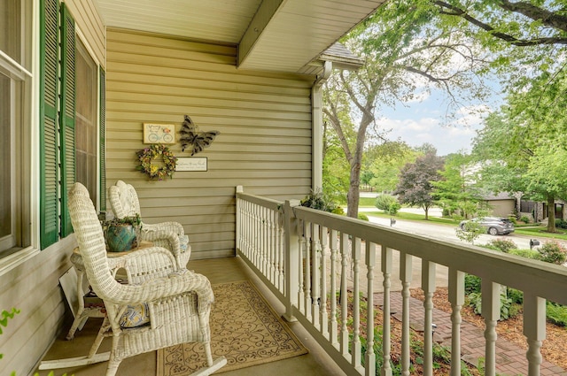 3449 S Woodstock Dr, Springfield, MO 65809 - view of balcony
