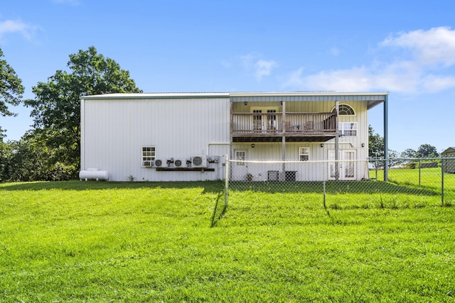 531 Plateau Dr, Marshfield, MO 65706 - rear view of property with a wooden deck