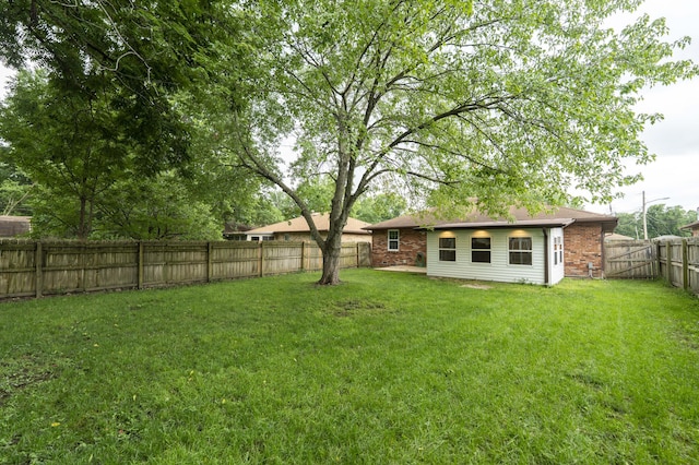 210 N Cedarbrook Ave, Springfield, MO 65802 - view of fenced backyard