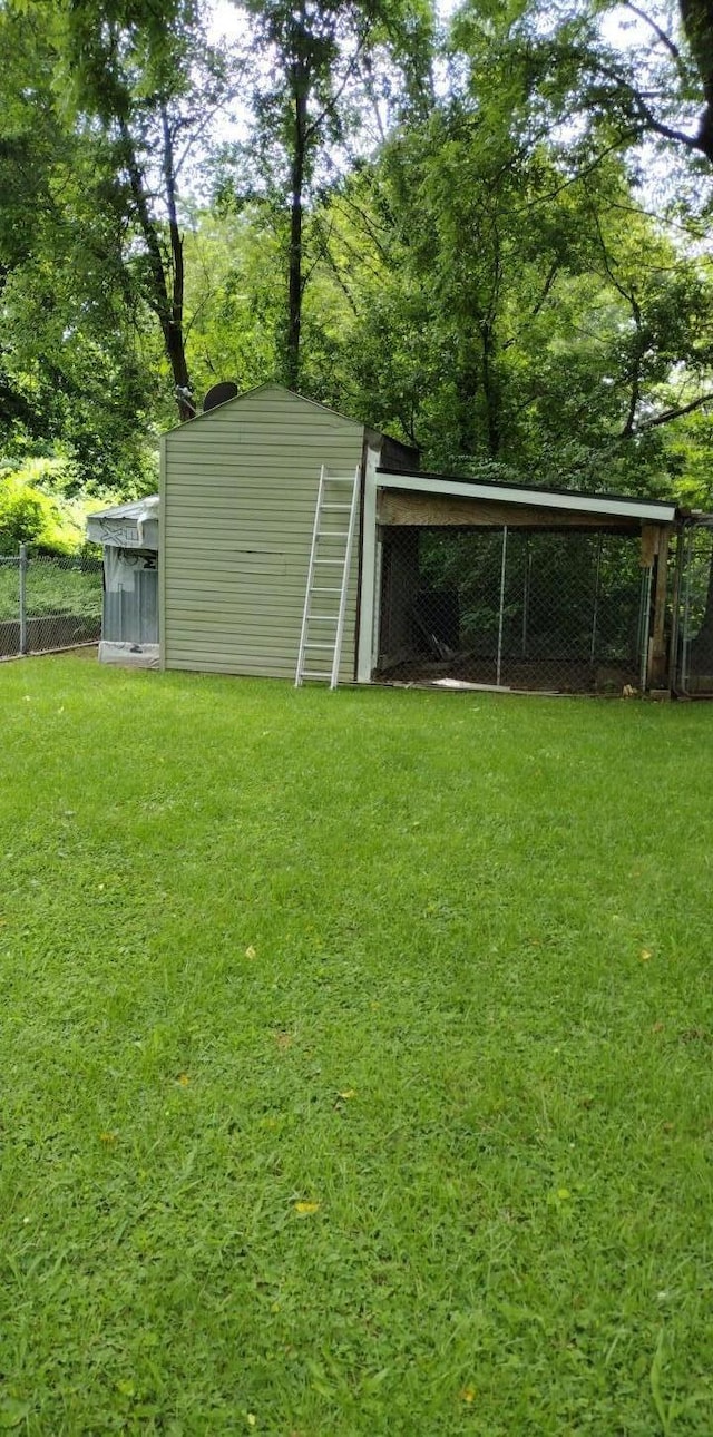 2431 N Kellett Ave, Springfield, MO 65803 - view of outbuilding