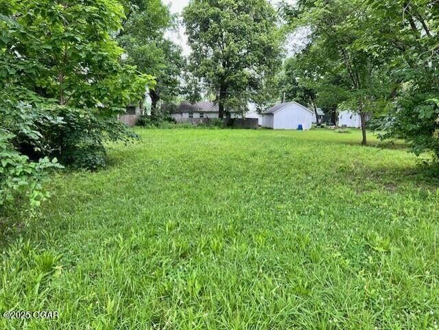 104 W 15th St, Lamar, MO 64759