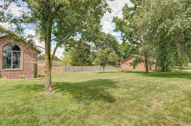 311 Northview Rd, Nixa, MO 65714 - view of yard