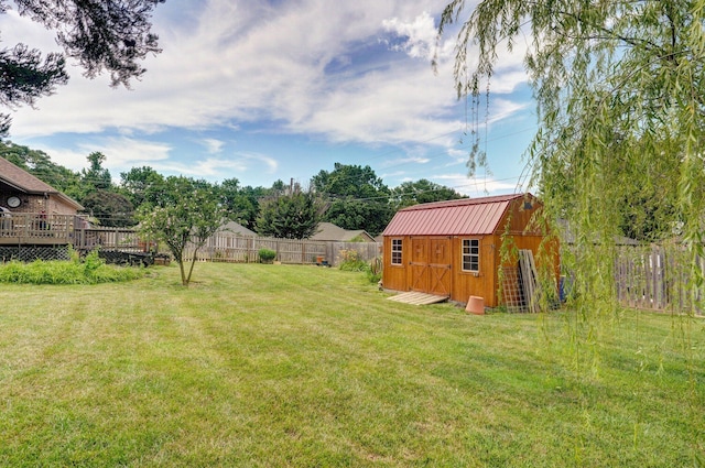 311 Northview Rd, Nixa, MO 65714 - view of yard with a storage unit
