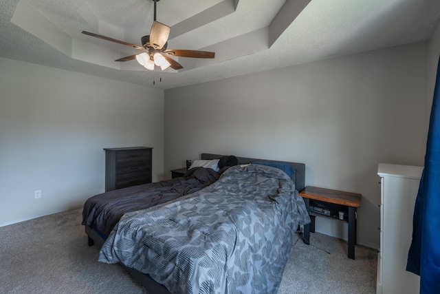 2981 W Highpoint St, Springfield, MO 65810 - bedroom with carpet floors, a raised ceiling, and ceiling fan