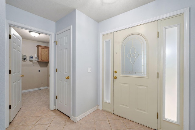 287 N Metzletein Rd, Billings, MO 65610 - entrance foyer featuring light tile patterned floors and baseboards