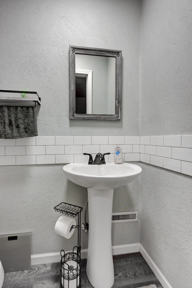 1908 Hazel St, Carthage, MO 64836 - view of half bath