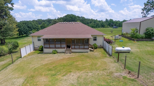 163 Hidden Hollow Dr, Marshfield, MO 65706 - view of front of property with roof with shingles