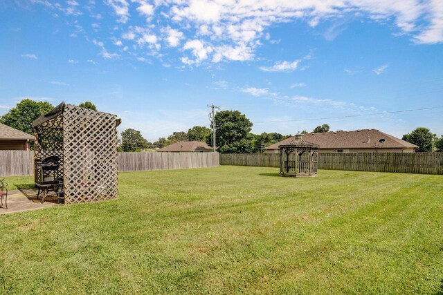 218 Tyler Ct, Mount Vernon, MO 65712 - view of fenced backyard