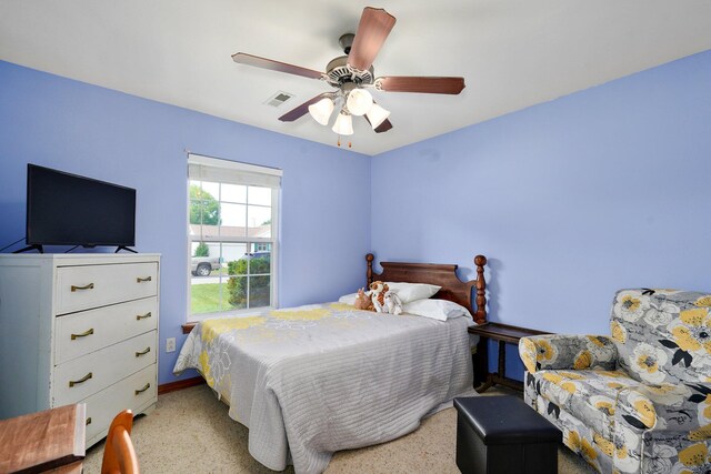 218 Tyler Ct, Mount Vernon, MO 65712 - bedroom with ceiling fan