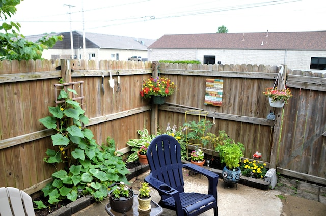 1761-1763 E Lark St, Springfield, MO 65804 - view of patio