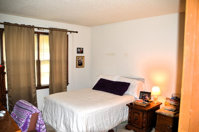 1761-1763 E Lark St, Springfield, MO 65804 - bedroom featuring a textured ceiling