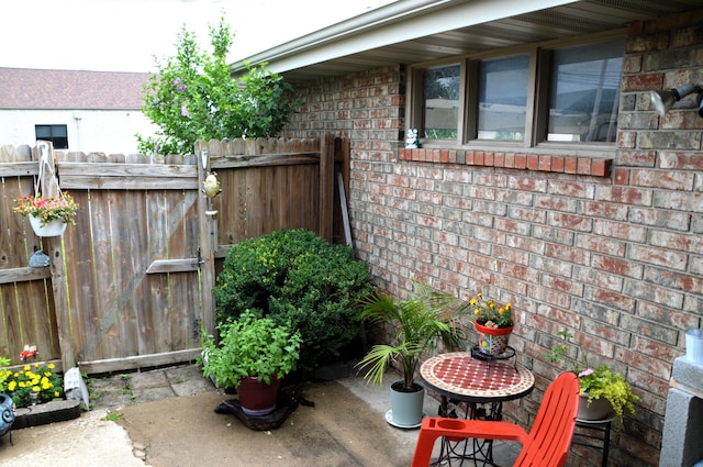 1761-1763 E Lark St, Springfield, MO 65804 - view of patio / terrace