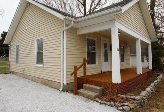 1322 W Atlantic St, Springfield, MO 65803 - view of property exterior featuring covered porch