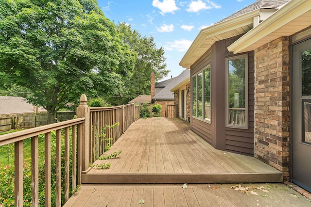 4081 E Kingsbury St, Springfield, MO 65809 - view of wooden deck