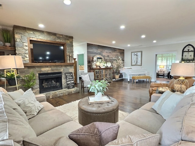 556 Carter 309, Van Buren, MO 63965 - living area featuring a fireplace, wood finished floors, recessed lighting, and crown molding