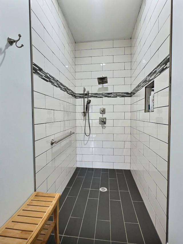 556 Carter 309, Van Buren, MO 63965 - bathroom with tiled shower and tile patterned floors