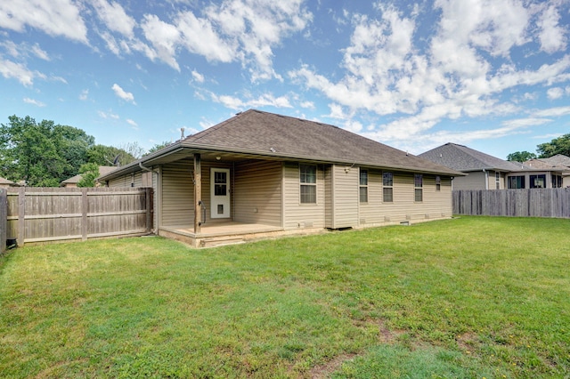 5834 Geranium Ln, Battlefield, MO 65619 - back of house featuring a fenced backyard