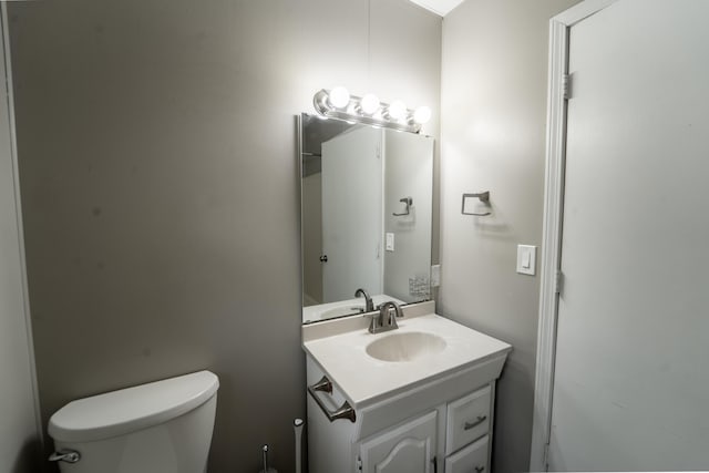 1520 E Seminole St, Springfield, MO 65804 - half bath featuring vanity and toilet