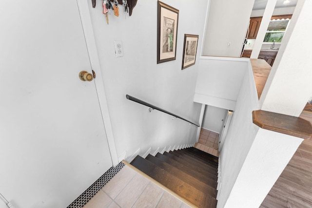 189 Pierce Pl, Forsyth, MO 65653 - staircase with wood finished floors
